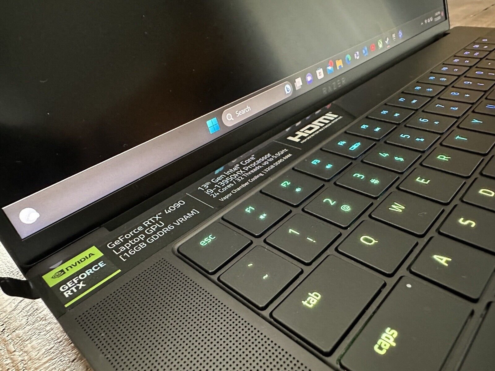 How to upgrade the RAM on the Razer Blade 16 (2023)?